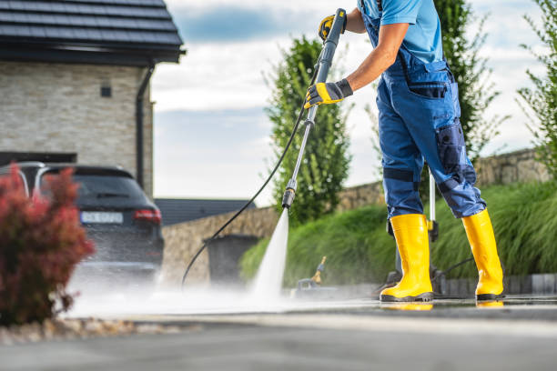 Best Pool Deck Cleaning  in Steiner Ranch, TX